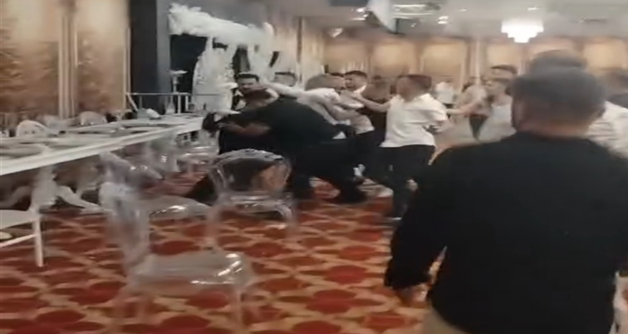 adanadaki dugunde ortalik birbirine girdi kavga anlari kamerada dRimsNfw