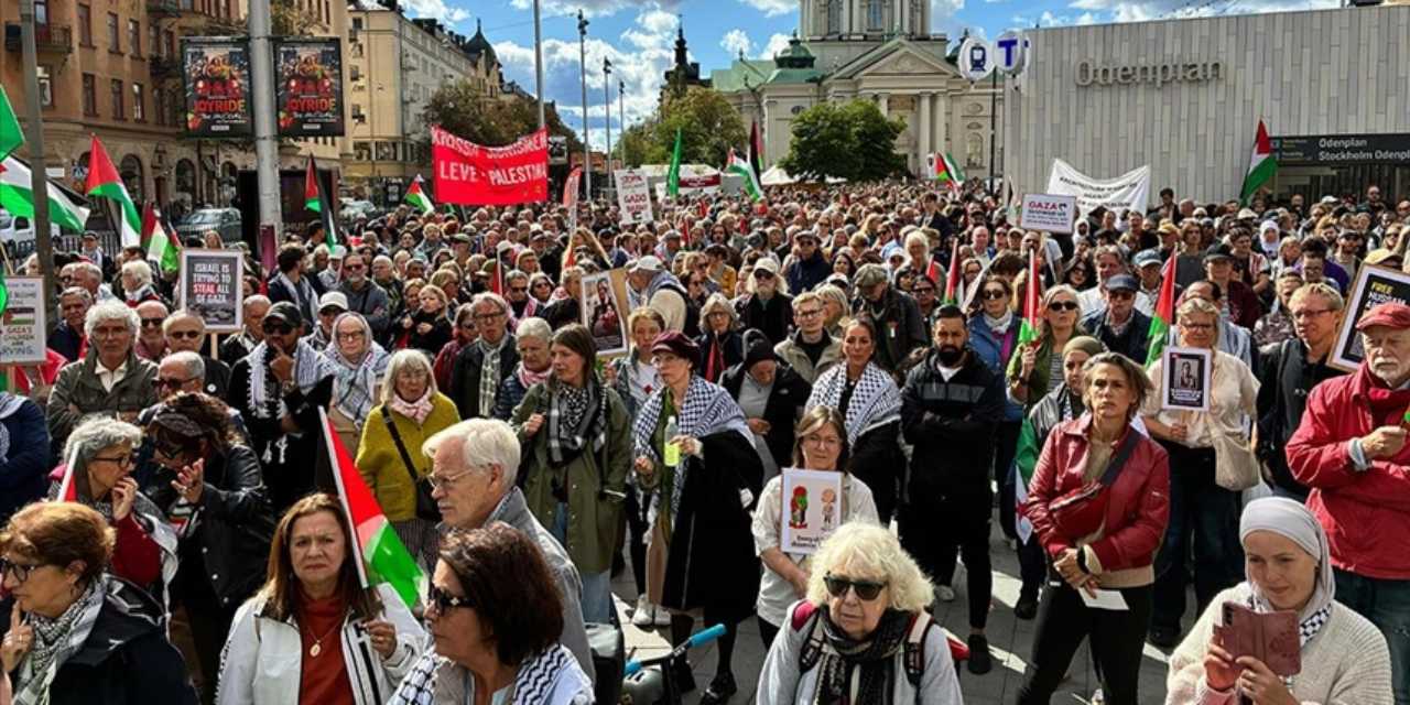 isvecte israil protestosu jmBUHZnj