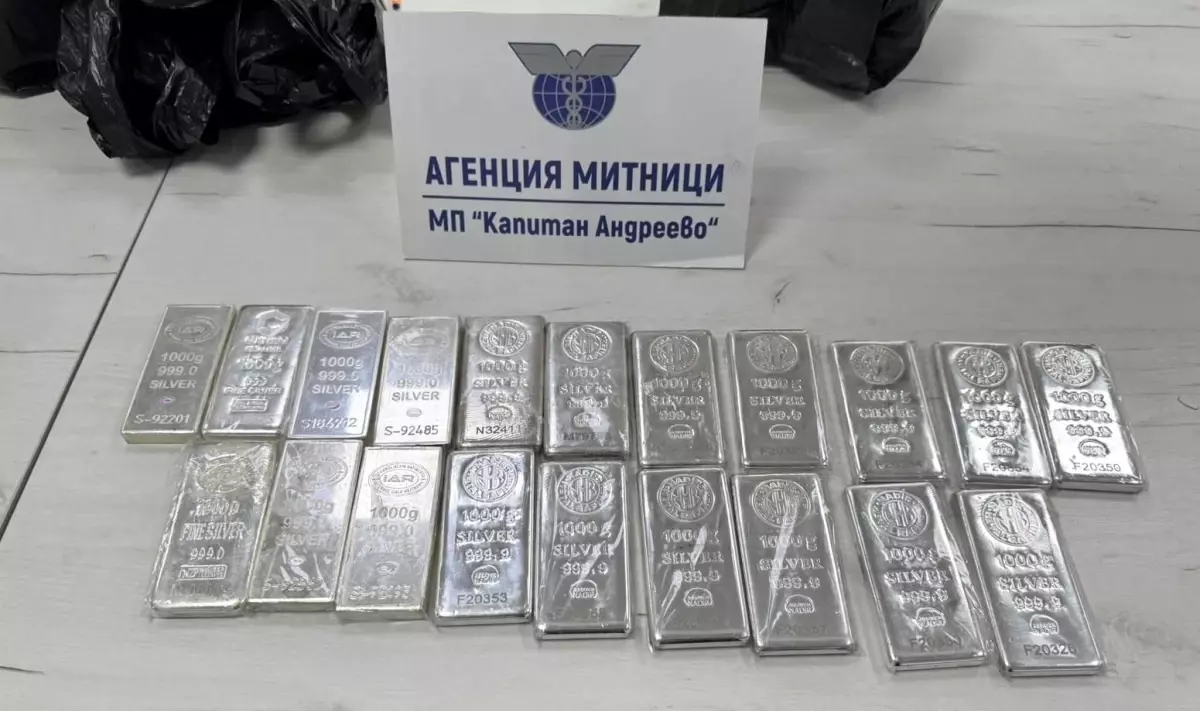 kapikulede 20 kilo kacak gumus ele gecirildi m5VHf9en