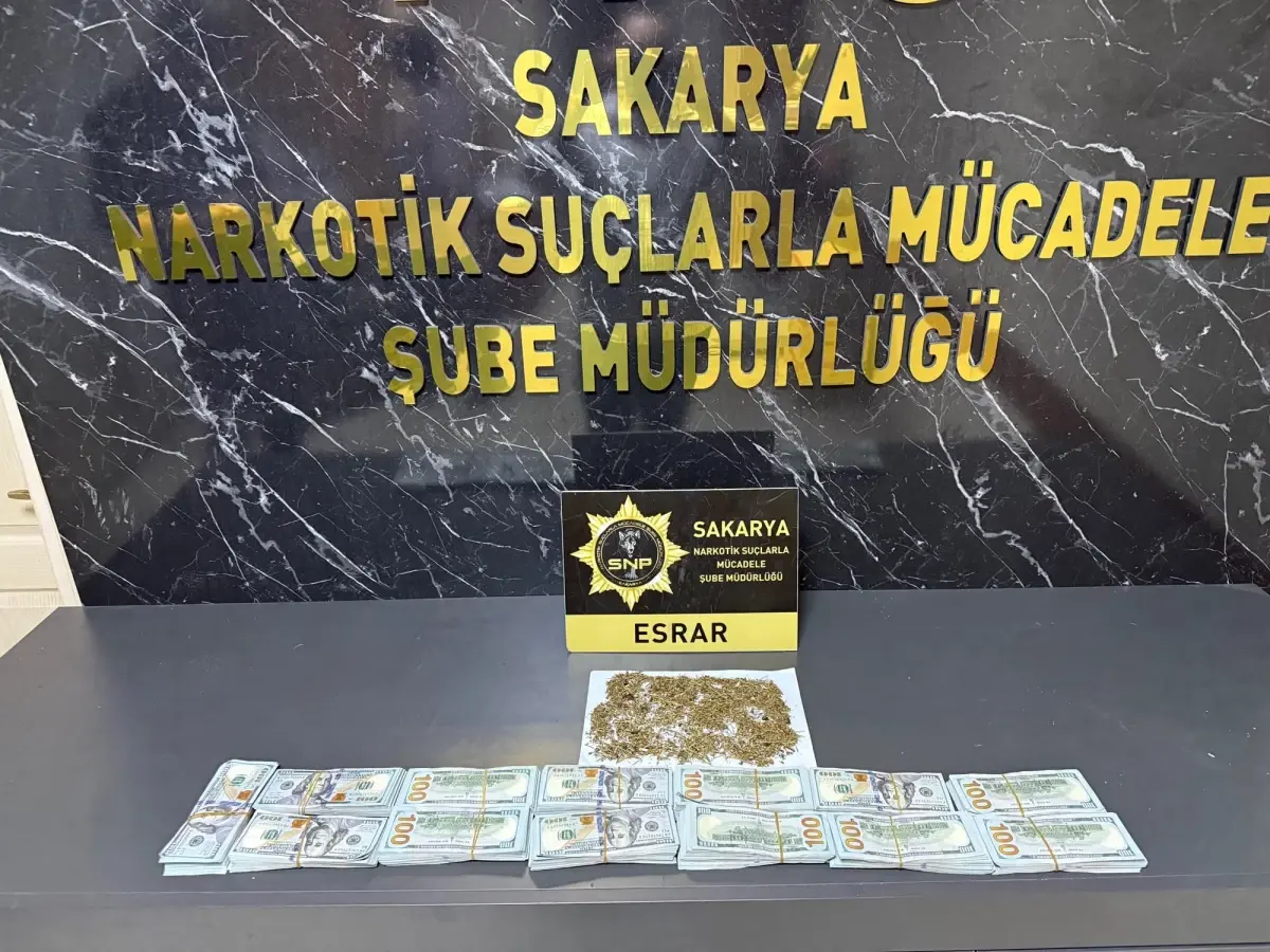 sakaryada kuyumcu soygununa sorusturma 130 bin dolar ve esrar ele gecirildi p3k84XNc.jpg