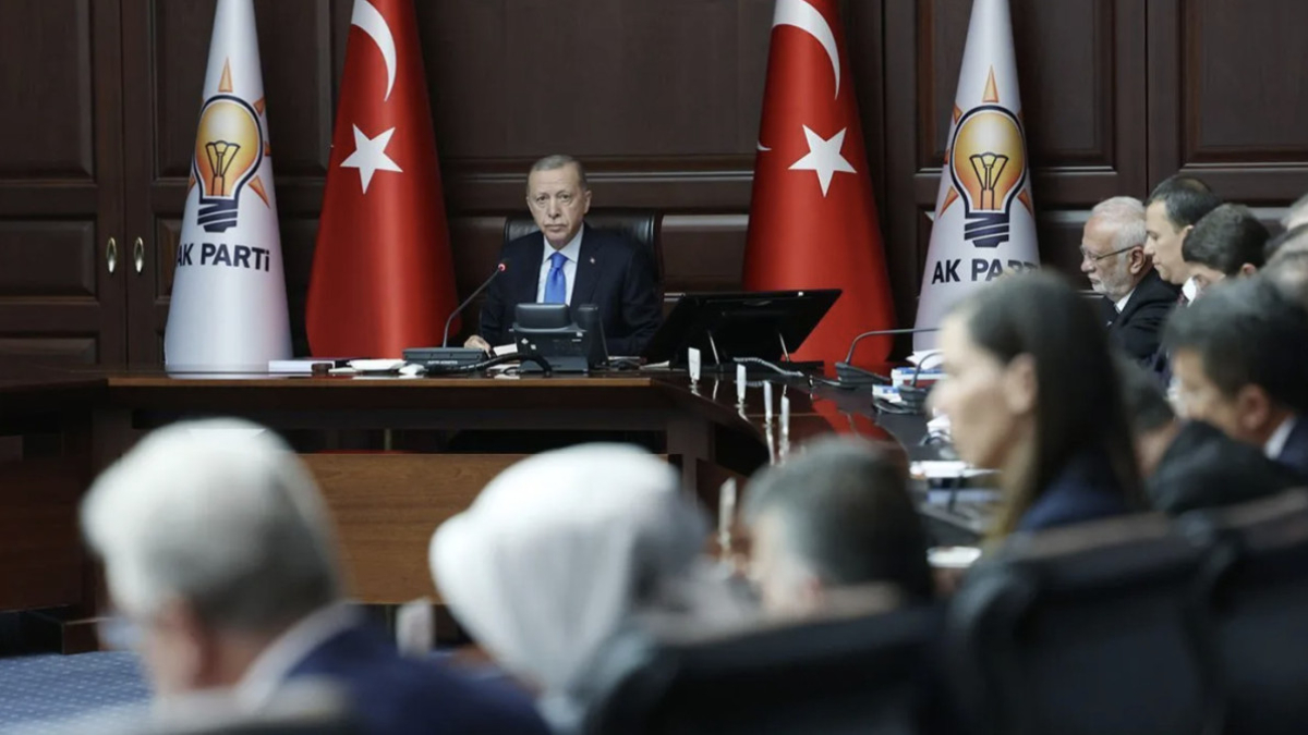 AK Parti’de yılın son MYK’sı bugün: Kritik başlıklar masada