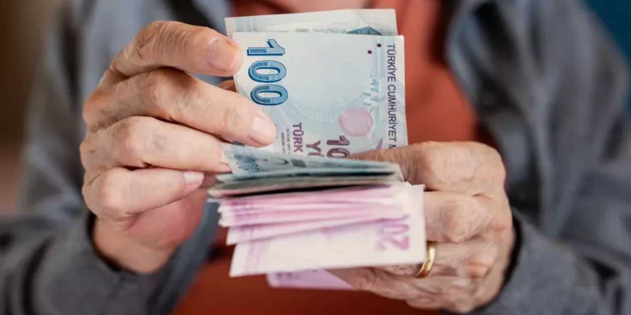 Memur ve emekliyi bekleyen tehlike! Masada iki hesap var!